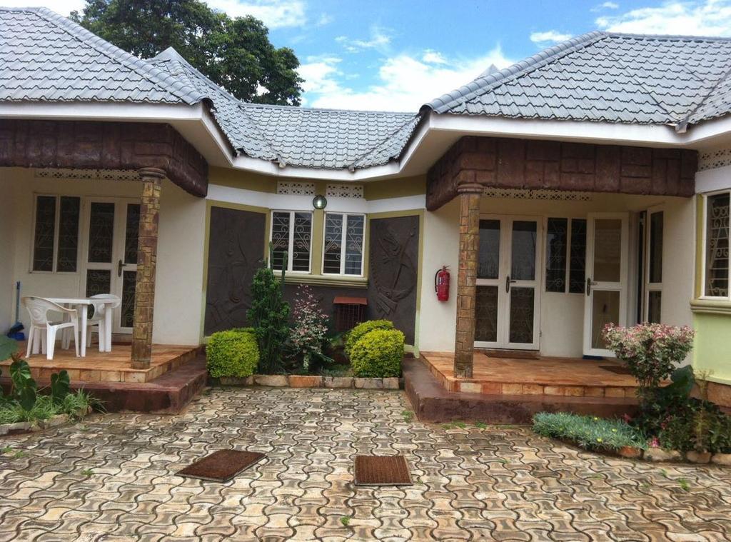 Prestige Resort Cottages Entebbe Dış mekan fotoğraf